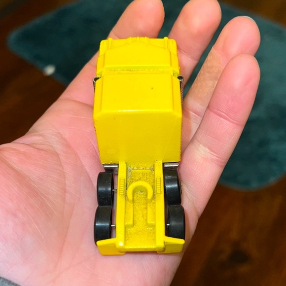 Vintage Hot Wheels Thunder Roller 1982 & Road Champs Toy Collector Set - Picture 6 of 15